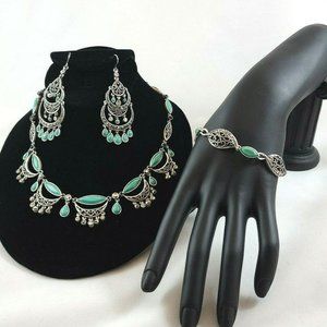 Vtg Pewter/SilverToneTurquoise Green Necklace, Dan